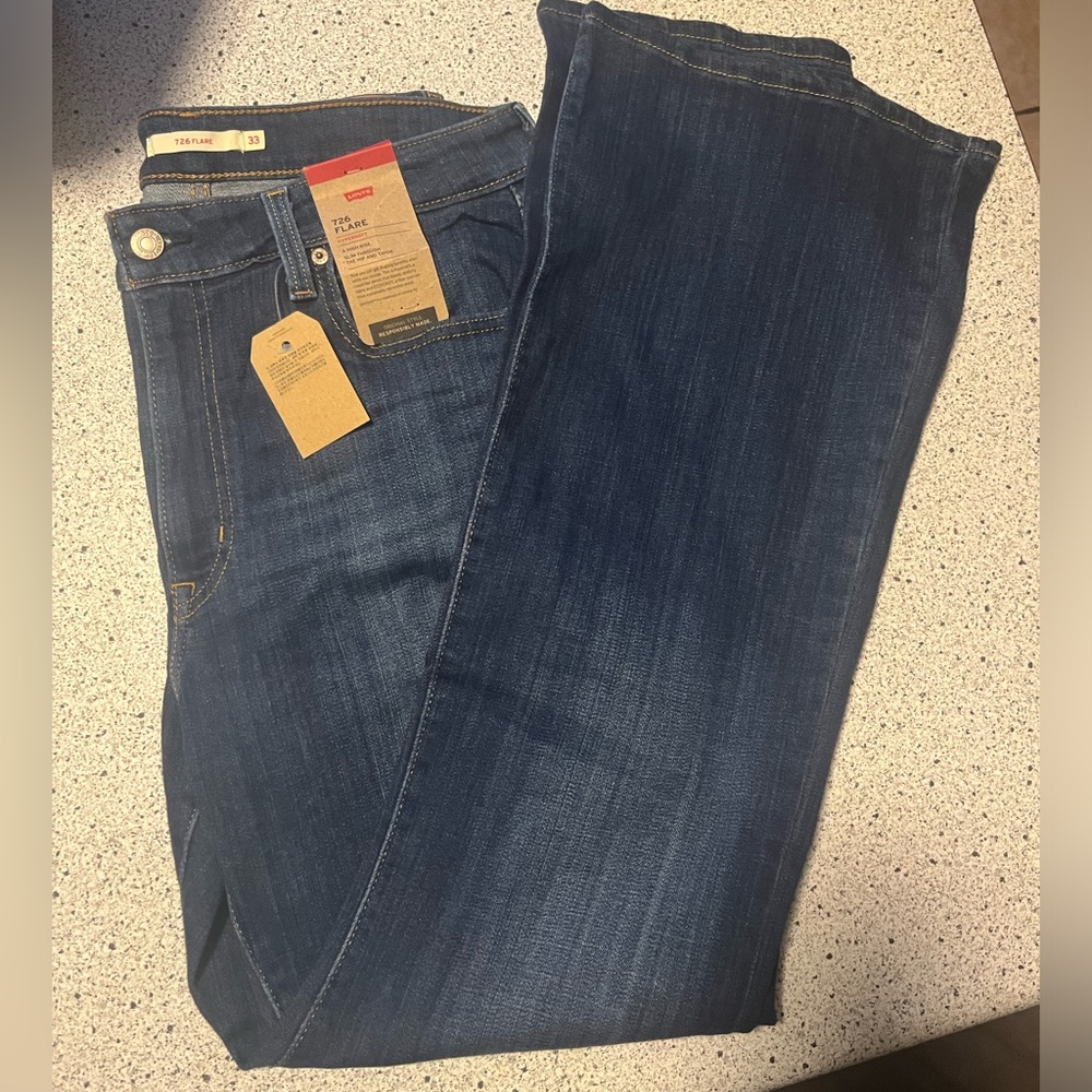 Levi’s 726 Hugh Rise Flare Jeans NWT!